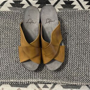 LOFINA Leather Cross-over Strap Wedge Sandal Sz-38/US 7.5 NWOT